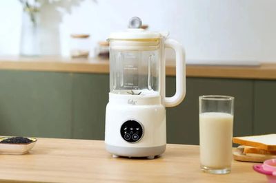 Nhiều gia đình mua máy làm sữa hạt rồi 'nghiện': Bí mật nằm ở 7 lợi ích ít ai ngờ tới