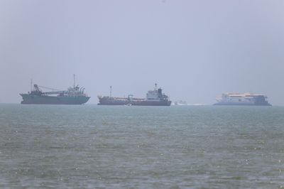 Ba tàu chở dầu Ả-rập Xê Út vận chuyển 6 triệu thùng vượt Eo biển Hormuz