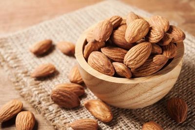 5 món ăn vặt lành mạnh vừa giúp giảm cân vừa tốt cho giấc ngủ