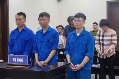 Cựu chủ tịch phường ở Hà Nội nhận tiền bỏ qua sai phạm xây dựng lĩnh án