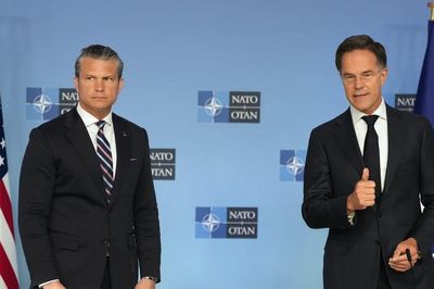 Bộ trưởng Chiến tranh Mỹ-Pete Hegseth: NATO đã là 'hổ giấy' quá lâu