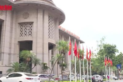 [Video] Ngân hàng Nhà nước đề xuất nâng trần vốn ngắn hạn cho vay trung, dài hạn lên 40%