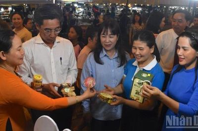 Đà Nẵng khai mạc Phiên chợ quê Hòa Vang với sản phẩm địa phương đặc trưng