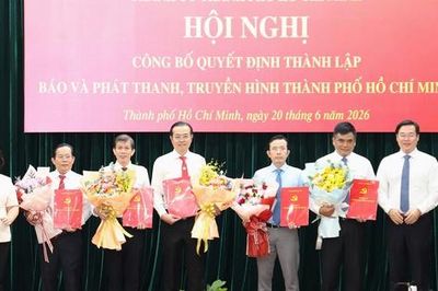 Ông Lê Văn Minh làm Tổng Giám đốc Cơ quan Báo và Phát thanh, Truyền hình TPHCM