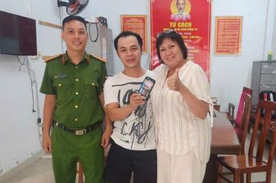 Hỗ trợ tìm tài sản thất lạc cho du khách nước ngoài