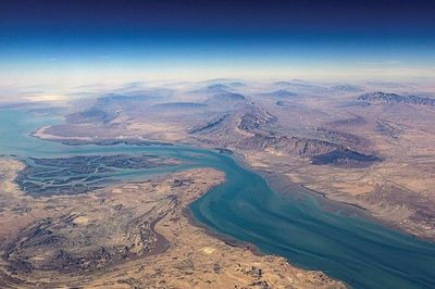 Eo biển Hormuz mở lại, 'nút thắt' vận tải biển toàn cầu chưa thể gỡ ngay