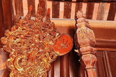 Bí ẩn tấm gỗ khắc hình rồng mẹ và 5 rồng con ở đền thờ vua Đinh