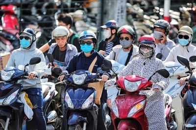 Nắng nóng tiếp tục bao trùm Bắc Bộ và Trung Bộ, có nơi trên 40 độ C