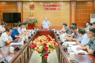Rà soát toàn diện, sớm khắc phục sự cố sạt lở bờ kè tại xã Hoằng Tiến
