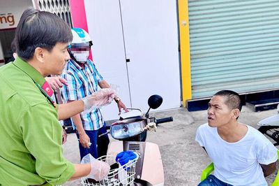 Đối tượng có 5 tiền án bị bắt quả tang tàng trữ trái phép chất ma túy
