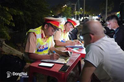 Tăng cường tuần tra đêm, xử lý vi phạm giao thông