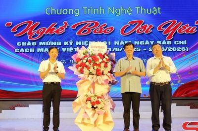 Đêm nghệ thuật 'Nghề báo tôi yêu'