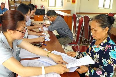 Tiền đền bù thấp, mua tái định cư giá cao, giải quyết thế nào?