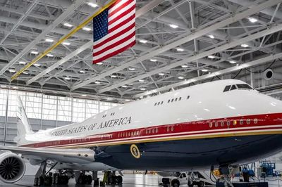 Tổng thống Trump ra mắt chuyên cơ mới do Qatar tặng