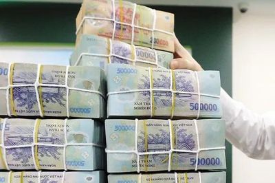 Điểm nghẽn khiến giải ngân đầu tư công mới đạt 20,5%