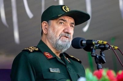 Iran đặt 'lằn ranh đỏ' về eo biển Hormuz trong mọi thỏa thuận hòa bình