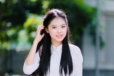 Nữ thủ khoa lớp 10 công lập Hà Nội: Giỏi Văn, mê piano, đỗ 2 trường chuyên