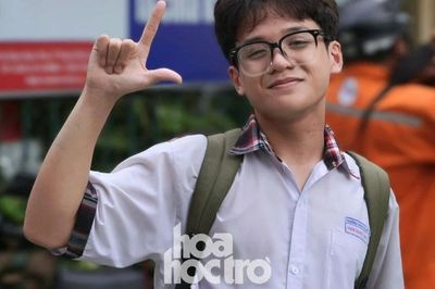 Đỗ trường chuyên Trần Đại Nghĩa rồi mới dám vui, nam sinh 'nhả vía' cho 2K12
