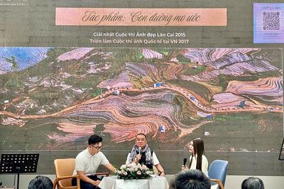Triển lãm 'Hồ Vũ – Góc nhìn nửa thế kỷ'