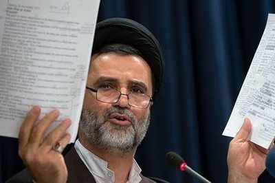 Nghị sĩ Iran bị cắt sóng vì tiết lộ mật thư của Lãnh tụ Tối cao?