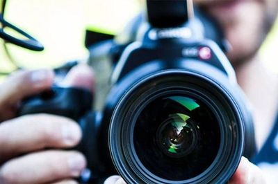 'Đồ nghề số hóa' tác nghiệp của phóng viên: Từ hiện trường tới Newsroom