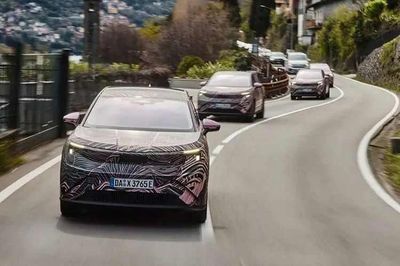 [GALLERY] Skoda Peaq 2027 sắp ra mắt - SUV điện 3 hàng ghế 'đối đầu' Kia EV9