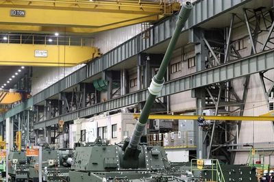 Thêm quốc gia được quyền sản xuất pháo tự hành K9 Thunder