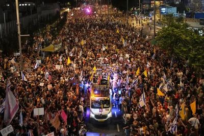 Biểu tình phản đối chính phủ tại Israel, chính phủ của Thủ tướng Netanyahu đối mặt sức ép ngày càng lớn