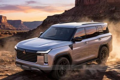 Đối thủ của Toyota Land Cruiser Prado rục rịch thêm bản hybrid