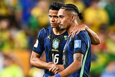 Brazil nhận tin xấu về Raphinha