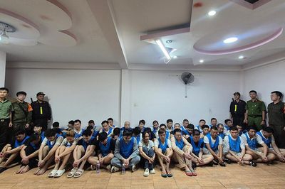 Loạt 'công xưởng' lừa đảo khép kín chưa kịp vận hành đã bị triệt phá ở TPHCM