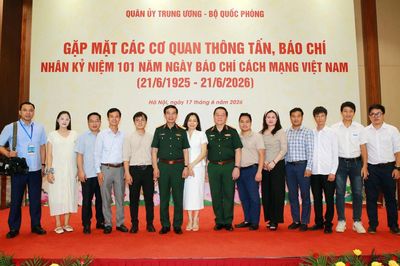 Báo chí xung kích làm nổi bật bản chất cách mạng của Quân đội nhân dân Việt Nam