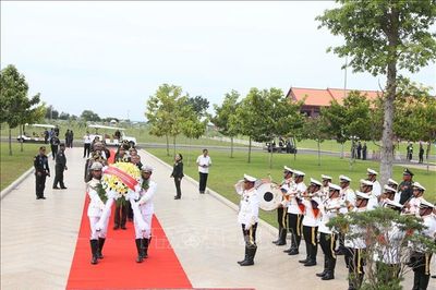 Campuchia kỷ niệm trọng thể 49 năm Ngày tưởng niệm hành trình hướng tới lật đổ chế độ diệt chủng