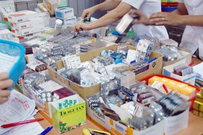 Chủ động dự trữ thuốc ứng phó dịch bệnh và nắng nóng kéo dài