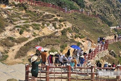 Tỉnh Gia Lai yêu cầu đơn vị quản lý, khai thác khu Eo gió tạm dừng việc tăng giá vé lên 127%