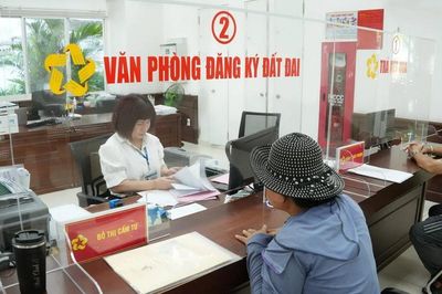 Không để phân cấp trở thành 'chuyển việc khó' cho địa phương