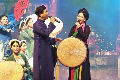 Nhà hát Dân ca Quan họ Bắc Ninh biểu diễn phục vụ Nhân dân