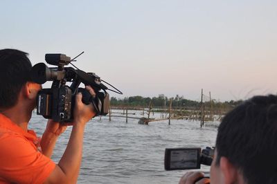 Khi hai nơi về chung một lối