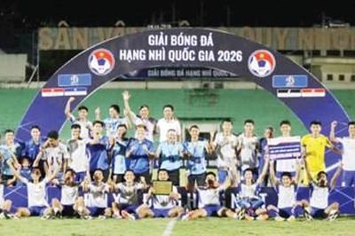 Một hành trình, hai cảm xúc