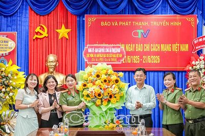 Không khí ấm áp tại Báo và phát thanh, truyền hình Cà Mau ngày 21/6