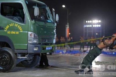 Hoành tráng, mãn nhãn lễ khai mạc Hội thao Quân sự, võ thuật và thể thao CAND - Khu vực III