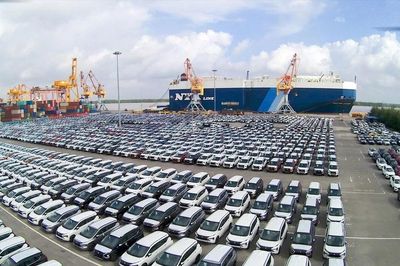 Gần 96.000 chiếc ô tô nhập về Việt Nam trong 5 tháng đầu năm