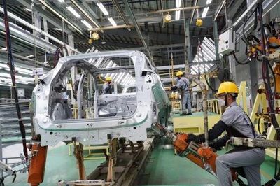 Sản xuất, lắp ráp ô tô trong nước có dấu hiệu phục hồi