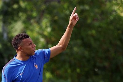 Mbappe nói gì về các tiền đạo hàng đầu World Cup 2026