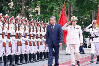 [Ảnh] Tổng Bí thư, Chủ tịch nước dự Lễ kỷ niệm 80 năm Ngày truyền thống Học viện An ninh nhân dân