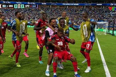 Cầu thủ Cape Verde bật khóc, viết tiếp câu chuyện cổ tích tại World Cup 2026