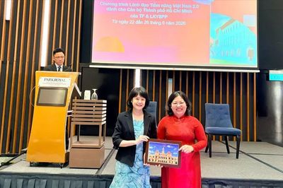 Đoàn TPHCM tham gia chương trình lãnh đạo tiềm năng tại Singapore