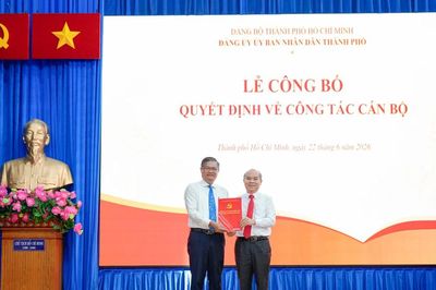 GS.TS Nguyễn Minh Hà giữ chức Bí thư Đảng ủy Trường Đại học Mở TPHCM