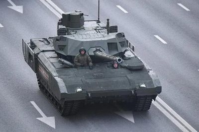 Phương Tây đã hé lộ tương lai của xe tăng T-14 Armata của Nga