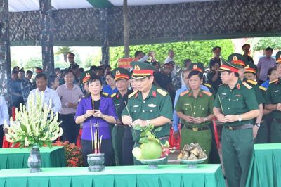 Quân khu 9: Triển khai lấy mẫu ADN với 92.573 phần mộ liệt sĩ